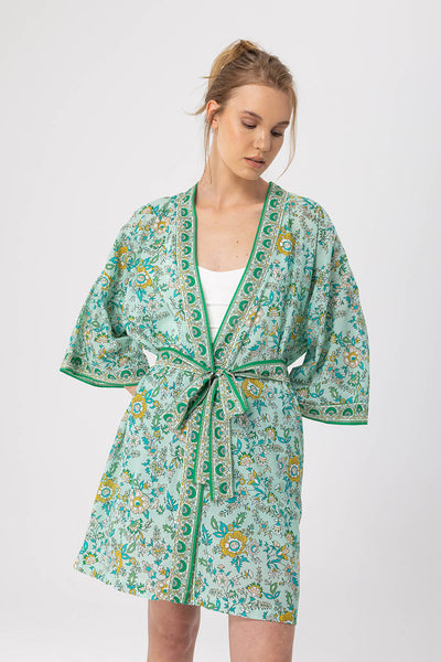 Yeşil çiçekli Aria kimono Kimono