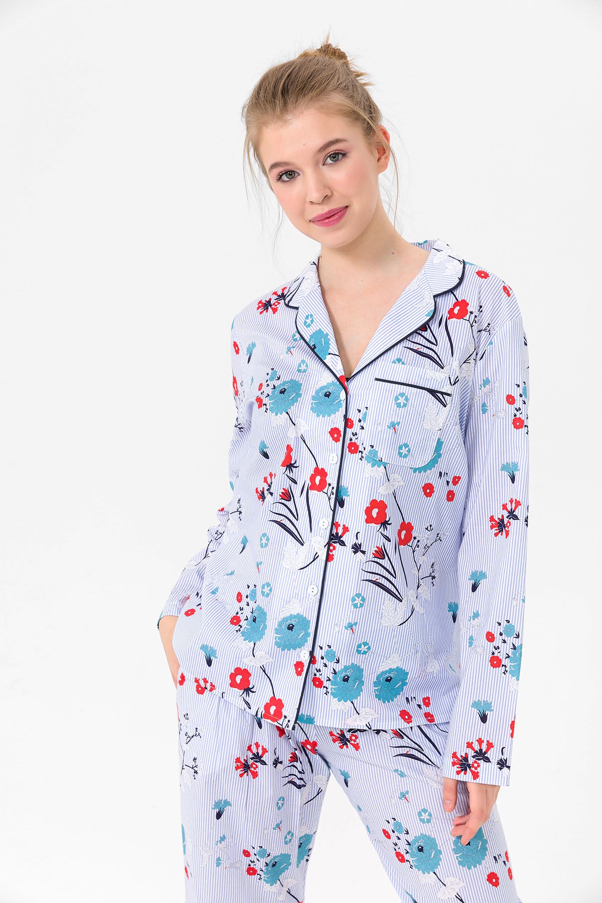 Çiçek desenli Lara Pijama Takım