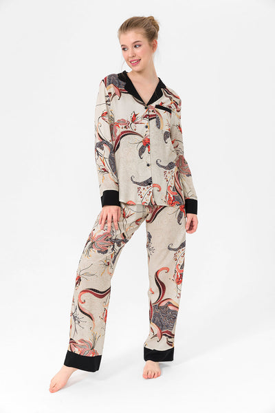Şal desenli, siyah yakalı Hera Pijama Takım